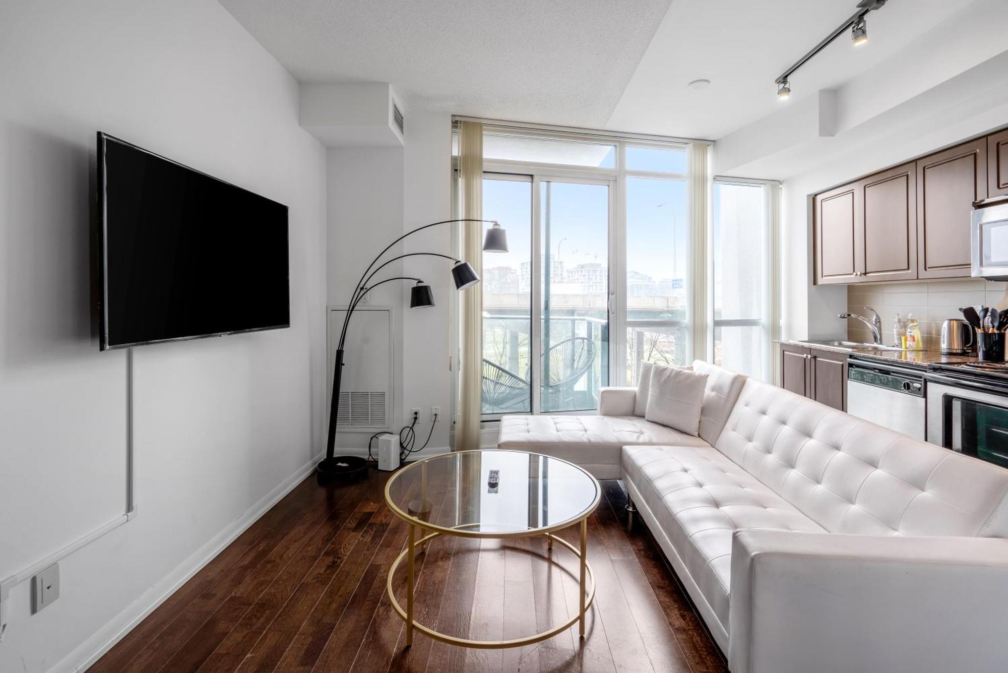 Downtown Toronto 1 Bdrm Condo With Parking And Views Buitenkant foto